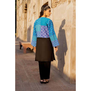 Veste Courte Brodé Bleu Khaddar pour Femme, Coupe Oversize Coréenne, Paillettes et Strass, Personnalisable, Teint Uni, Respirante pour l'Automne - Product Image 4