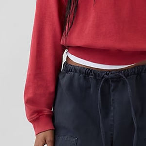 Sudadera con Logotipo Personalizado / Diseño de Hombros Caídos para Mujer, para Uso en Exteriores, con Cuello Redondo y Material Cómodo / Diseño Informal - Product Image 3