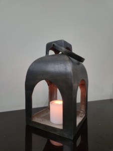 เชิงเทียนเหล็กตกแต่งบ้านโคมไฟโลหะแข็งกรอบเปิดออกแบบใหม่สำหรับสวน - Product Image 2