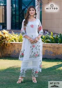 Ensemble Kurti en Organza Moderne et Élégant avec Bas Coordonné et Dupatta Léger, Séchage Rapide, Infroissable, Idéal pour les Fêtes, Vente en Gros - Product Image 6