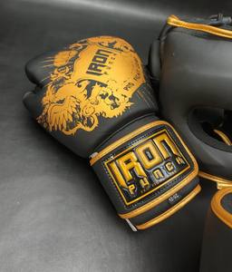 IRON POINT INDUSTRIES ถุงมือชกมวยไทยสีดำแบบปรับแต่งได้ หนังวัวแท้ ระบายอากาศได้ดี ป้องกันความชื้น จับกระชับมือ - Product Image 4