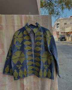 Venta al por mayor de algodón bordado uzbeko Suzani tela chaqueta abrigo invierno Unisex terciopelo chaqueta mujer abrigo corto en forro lateral abrigo - Product Image 2