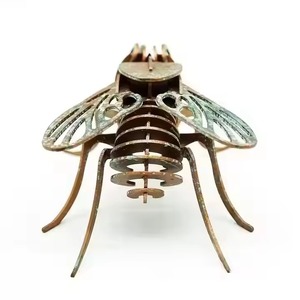 Películas de metal de hierro decorativas Fly Art al por mayor para el interior del hogar, sala de estar, foto, decoración de pared y estantería, uso de regalo de recuerdo - Product Image 1