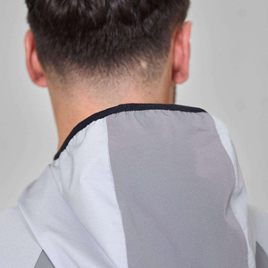 Conjunto Deportivo Cortavientos Ligero para Hombre OEM - Actividades al Aire Libre, Capucha con Cordón Ajustable, Bolsillos Laterales, 100% Nailon - Product Image 6