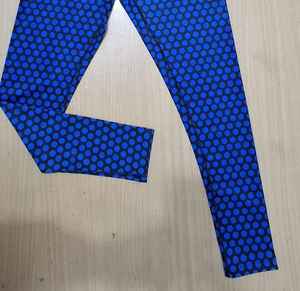 Leggings de Yoga de la Mejor Calidad, Precio Razonable, Nuevo Diseño, Transpirables, Hechos en Pakistán - Product Image 2