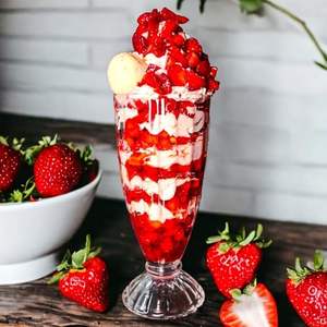 Vasos de vidrio de plástico reutilizables de 300ml de altura al por mayor para batidos helado sundae postre batidos Bebidas frías fiestas 2025 - Product Image 2