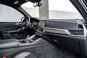 X5 M 2023/2024 Usado, Modificado, Caja de Cambios Automática, Motor de Aspiración Natural, Tracción en las Cuatro Ruedas, R17 Oscuro, Interior en Cuero - Product Image 6