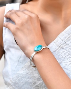 Ciel céleste argent 92.5 fait à la main argent plaqué manchette bracelet canal ensemble bleu Turquoise pierre classique artistique mat finition - Product Image 1