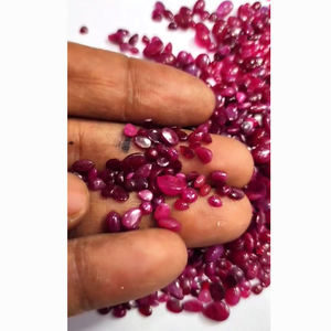 920 piezas de rubí natural de 4mm a 7mm cabujón de pera ovalado redondo 300 CTS lote Iroc ventas piedras preciosas sueltas de alta calidad US $120 para todos - Product Image 5