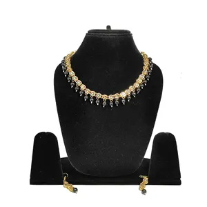 Ensemble de collier en pierre noire Kundan Meenakari avec zircon plaqué or 18 carats pour mariage ou cadeau, ensemble de bijoux de mariée raffinés - Product Image 2