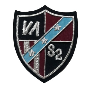 Écussons en fil de bullion de qualité supérieure, fabrication haut de gamme, nouveau design, personnalisables, à coudre, brodés, avec épingle de sûreté # 2549 - Product Image 1