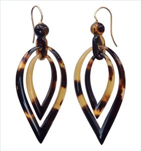 Pendientes colgantes ligeros de cuerno natural con diseño geométrico para un uso diario minimalista y estilo bohemio - Product Image 2