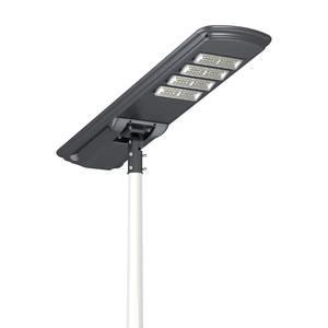 Lampadaire solaire LED extérieur pour routes, jardins, allées et parcs, à économie d'énergie, avec allumage/extinction automatique, fixation sur poteau, design durable - Product Image 2