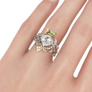 แหวนเงินแท้ชุบโรเดียมทรงหยดน้ำรูปนกฮูกจาก Jeulia - Product Image 4