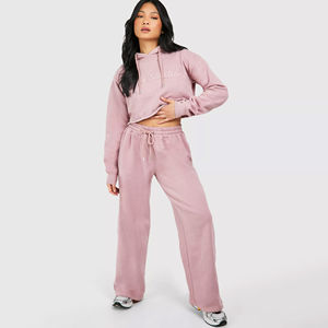 Más de gran tamaño 2 piezas Rosa recortada Sudadera con capucha pierna ancha mujeres chándal conjunto transpirable y relajado ajuste nuevo gimnasio ropa deportiva Jogger conjunto - Product Image 1