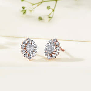 Boucles d'oreilles créoles en or 14 carats pour femmes, boucles d'oreilles à clous en or rose plaqué or avec diamants, tendance - Product Image 1