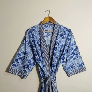 Kimono de algodón azul con estampado Floral para mujer, hermosa bata de verano, bata de Casa suave para damas de honor de otoño y primavera - Product Image 1