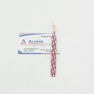 Pince à épiler de type courbe en J en acier inoxydable professionnel de haute qualité, papier d'extension de cils à pointe pointue, logo personnalisé doré enduit - Product Image 2