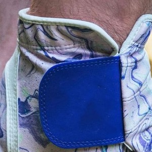 Vente chaude Gants de golf pour hommes Nouveau design Vêtements de sport en cuir respirant Logo personnalisé/Gants de golf imprimés en couleur tailles adultes - Product Image 6