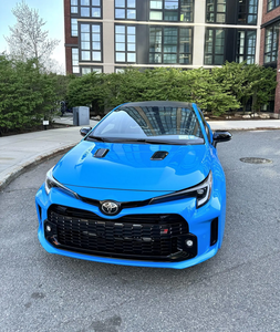 LISTO PARA CONDUCIR - USADO, VOLANTE A LA IZQUIERDA |   CONDUCCIÓN DERECHA |   TOYOTA GR COROLLA CIRCUIT EDITION 2024 - Product Image 1