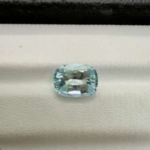 Alta calidad Color azul pálido Aguamarina 100% Natural 2,75 quilates Cojín Corte Anillo de piedras preciosas - Product Image 3