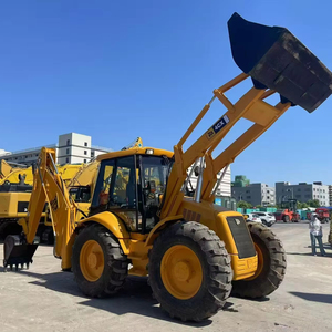 รถตักล้อยาง JCB 4CX 4x4 มือสอง พร้อมแขนต่อขยายสำหรับงานขุดตัก รับน้ำหนักได้ 2 ตัน พร้อมใช้งานสำหรับงานก่อสร้าง - Product Image 1