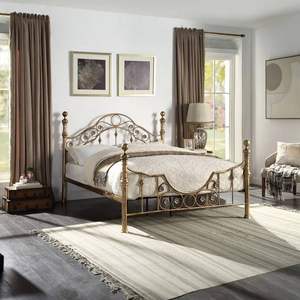 Cadre de lit en laiton design, créé pour la décoration intérieure de chambre haut de gamme, offrant une esthétique raffinée, un confort de qualité supérieure et un style. - Product Image 3