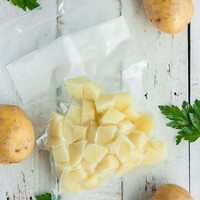 BANDES DE POMMES DE TERRE CONGELÉES DE QUALITÉ SUPÉRIEURE/TEXTURE CRISPY/PARFAIT POUR LES FRITES ET LES COLLATIONS