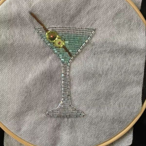 Breloques en perles d'animaux faites à la main pour la décoration de sacs et de voitures, y compris le tigre, le léopard et le chameau aux yeux de cœur, accessoires de mode pour sac à dos - Product Image 1