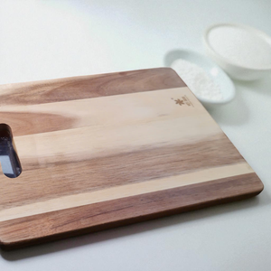 Plateau de service en bois naturel écologique en gros, plateau à charcuterie rond artisanal pour hôtels de luxe - Product Image 2