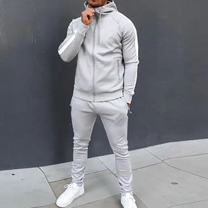 Trajes de deporte para hombre de calidad superior al por mayor ropa de gimnasio de entrenamiento transpirable de secado rápido personalizada con cuello con capucha para invierno - Product Image 1