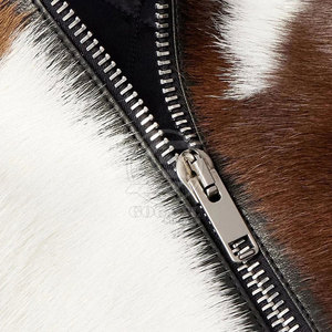 Chaqueta de Cuero Vacuno para Hombre de Primera Calidad, Diseño Único en la Parte Delantera, Chaqueta de Invierno Ecológica Hecha en Pakistán, Venta al Por Mayor - Product Image 3