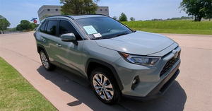 TOYOTA RAV4 XLE PREMIUM FWD 2020 USADO, Volante a la Izquierda/Derecha - Product Image 3