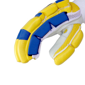 Fabrication professionnelle sur mesure Gants de cricket légers à séchage rapide Produit le plus vendu Gants de frappe de cricket à faible quantité minimale de commande - Product Image 5