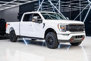 Camioneta Ford F-150 Lariat 4WD 2024 Blanca con Transmisión Automática de 10 Velocidades, Motor Diésel Turbo de Más de 8L, Asientos de Cuero y Techo Corredizo - Product Image 6
