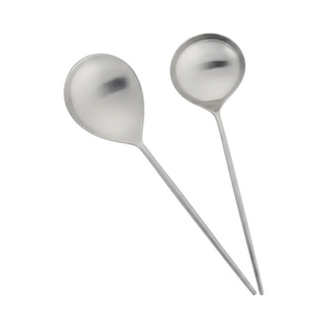 Ensemble de 2 cuillères de service argentées, décoration et accessoires élégants pour le bureau, parfaits pour la cuisine, la salle à manger et les réceptions - Product Image 2