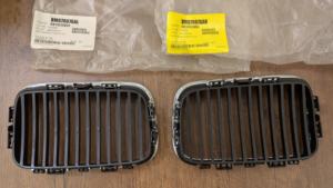 Grille de calandre pour E36 91-98 chromée/noire (BM07007GAL/GAR) - Product Image 4