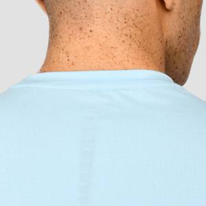 เสื้อยืดผ้าสแปนเด็กซ์ผ้าไนลอนของผู้ชายที่มีเนื้อผ้านุ่มและดูทันสมัยสำหรับชุดลำลอง - Product Image 5