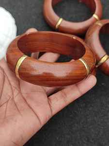 Joyería de madera arte único madera encanto brazaletes puramente hechos a mano Vintage Look diseñador joyería de moda de HUMAYUN WORLD CARTESANÍA - Product Image 2