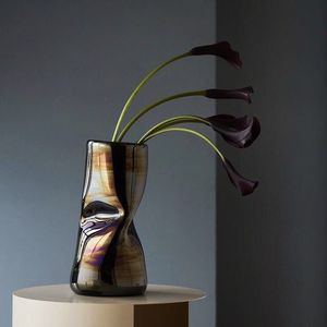 Vase à fleurs en métal décoratif élégant pour arrangement de pièce maîtresse de salon avec pièce de décoration intérieure de fleurs artificielles - Product Image 4