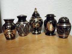 Samovar indio exporta urna en forma de corazón suministros funerarios - Product Image 2