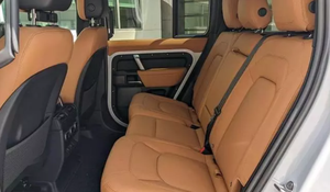 NUEVA OFERTA PARA UN AUTO USADO IMPECABLE: Land Rover <span class=keywords><strong>Defender</strong></span> 110 V8 SUV 2023. Envío a Todo el Mundo - Product Image 3