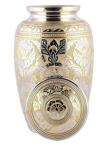 Urnes funéraires classiques de qualité supérieure avec conception de feuille américaine prix bon marché urnes funéraires en gros fabriquées en Inde - Product Image 4