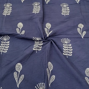 Telas Personalizadas Diseñadas para Aplicaciones Textiles Versátiles que Apoyan Proyectos Creativos con Textura Consistente de la India - Product Image 6