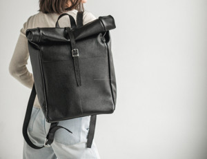 Sac à dos en cuir sophistiqué à fermeture enroulable, sac à dos haut de gamme pour usage professionnel, sac de voyage professionnel LRTB-0179 - Product Image 6