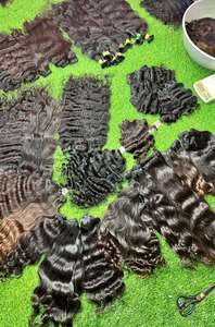 Cheveux naturels indiens bouclés naturels bruts durables 30 pouces Cheveux humains de qualité supérieure pour coiffer et tisser au meilleur prix - Product Image 2