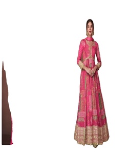 Fusion de mode: Style pakistanais Salwar Kameez - Fusion de styles traditionnels et modernes, créant une mode chic et élégante - Product Image 1