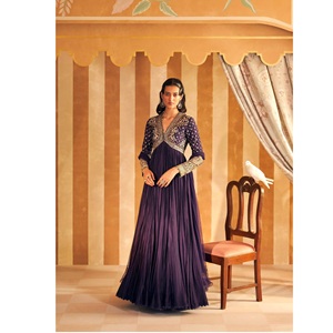 Robe Anarkali entièrement cousue avec dupatta pour les festivals et les soirées, robe Anarkali longue pour la vente à l'exportation - Product Image 1