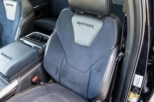 Ford F-150 Hennessey VelociRaptor 600 d'occasion propre, modèle 2022 - Product Image 5