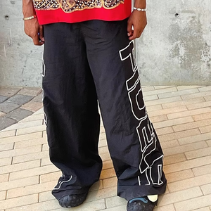 Pantalon de survêtement streetwear tendance, coupe oversize, impression logo personnalisée, jambe large, polyester/coton, taille élastique, coloris variés pour homme - Product Image 2